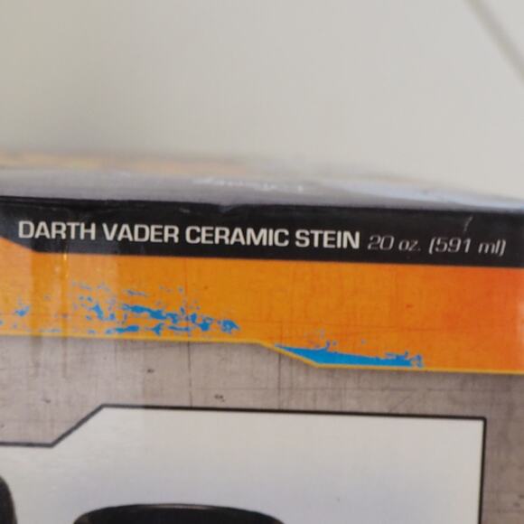 New‎ in Box Official Disney's Star Wars Darth Vader Ceramic Stein 20 oz 591 ml - Picture 8 of 9